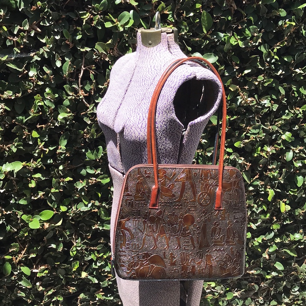 Brown shoulder bag
